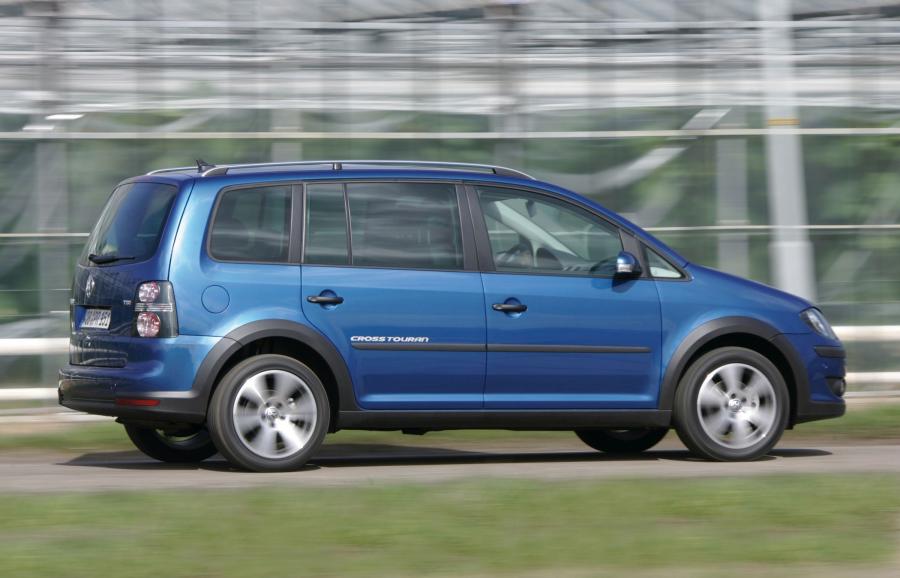 Volkswagen CrossTouran TSI 2007 года  (фото 9 из 46)